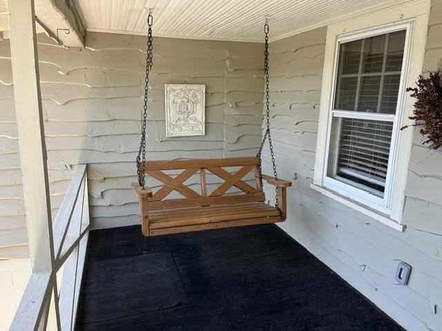 110 Chariton Ave - Photo 2 of 20