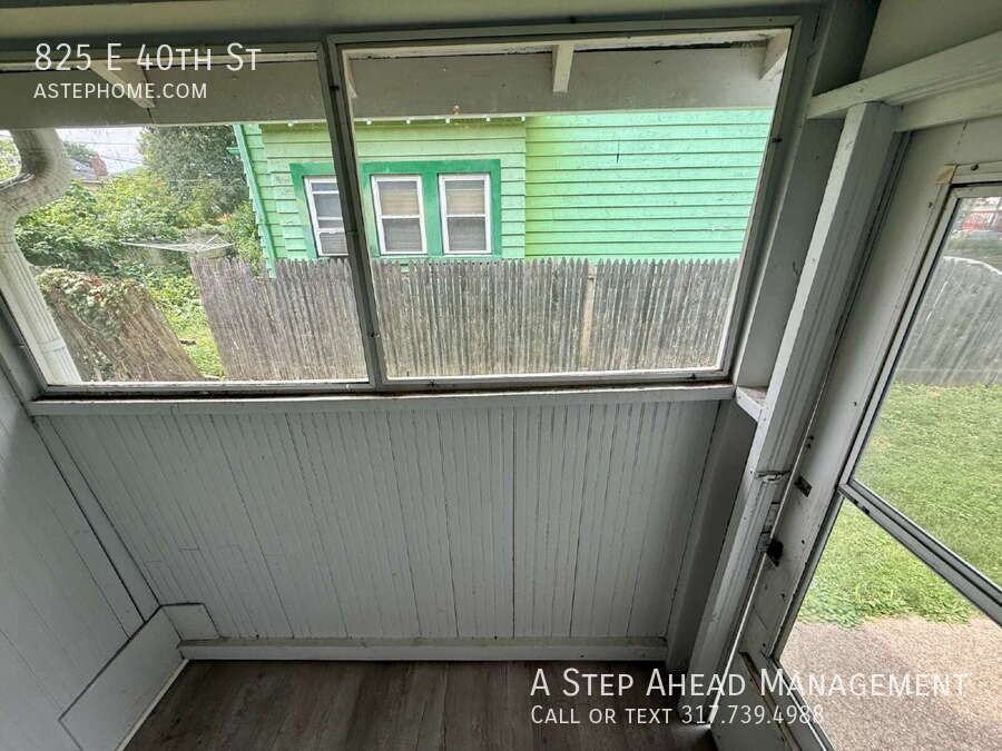 825 E 40th St - Photo 4 of 20