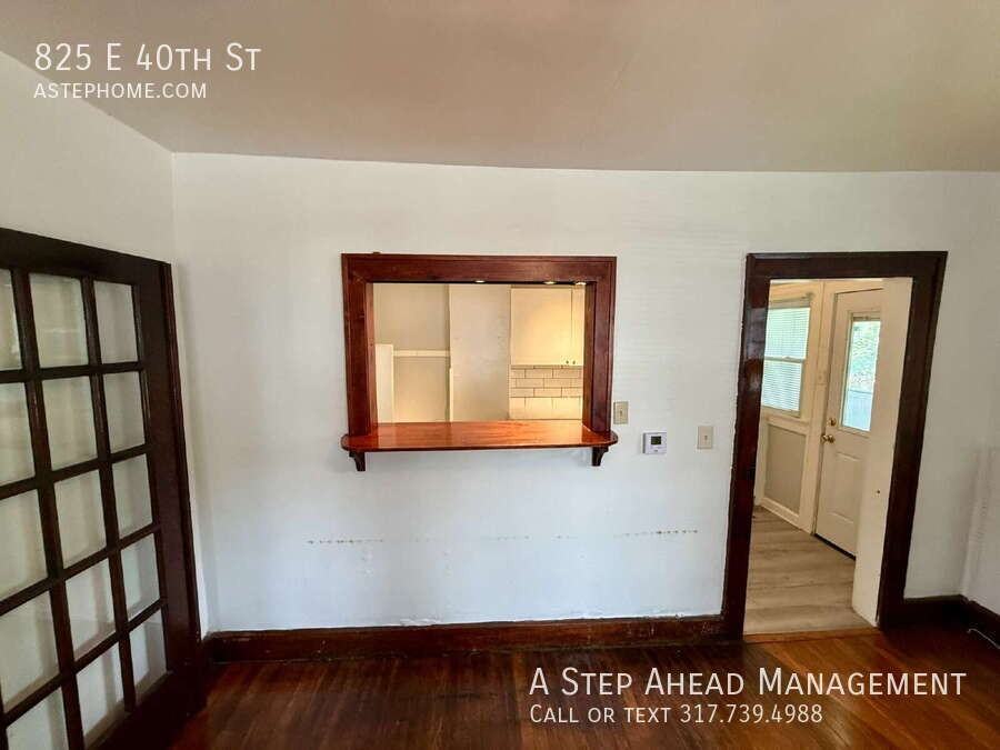 825 E 40th St - Photo 7 of 20