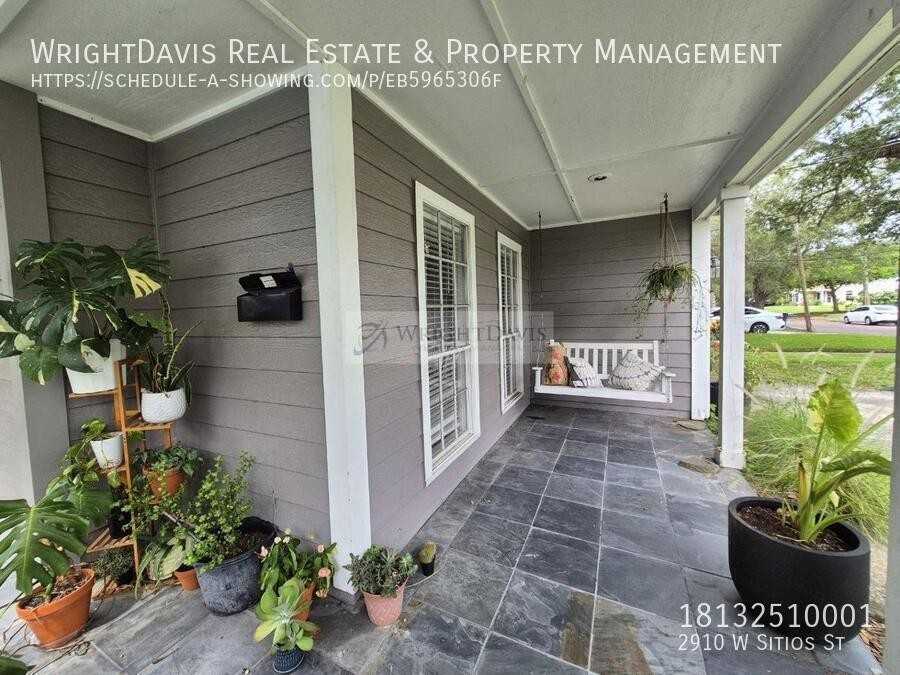 2910 W Sitios St - Photo 4 of 39