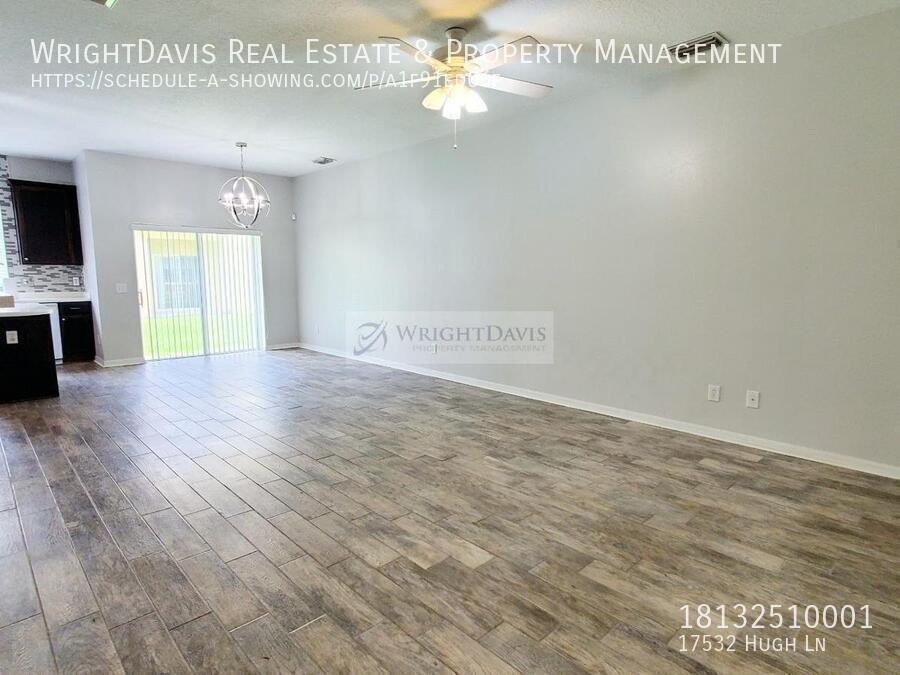 17532 Hugh Ln - Photo 3 of 20