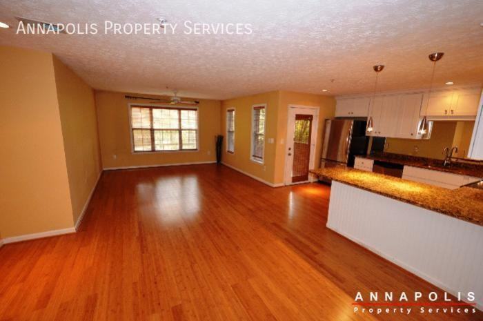 631 Admiral Dr - Photo 4 of 19