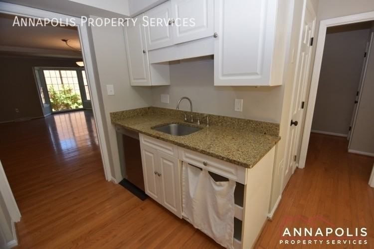 1650 Albermarle Dr - Photo 4 of 26