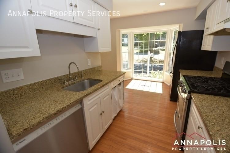 1650 Albermarle Dr - Photo 5 of 26