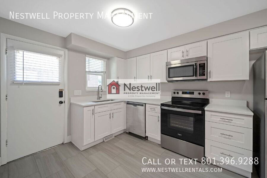 2543 E 3300 S - Photo 2 of 19