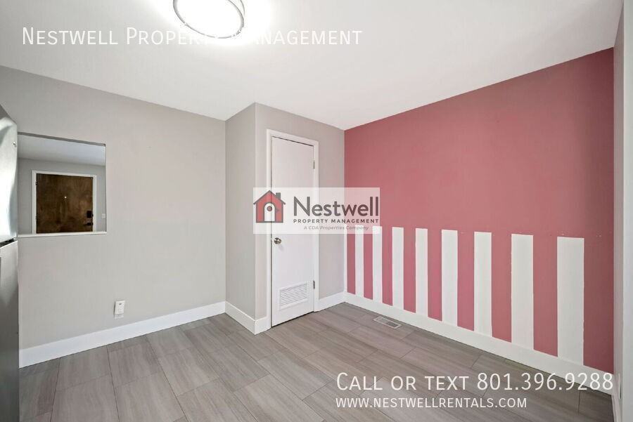 2543 E 3300 S - Photo 5 of 19