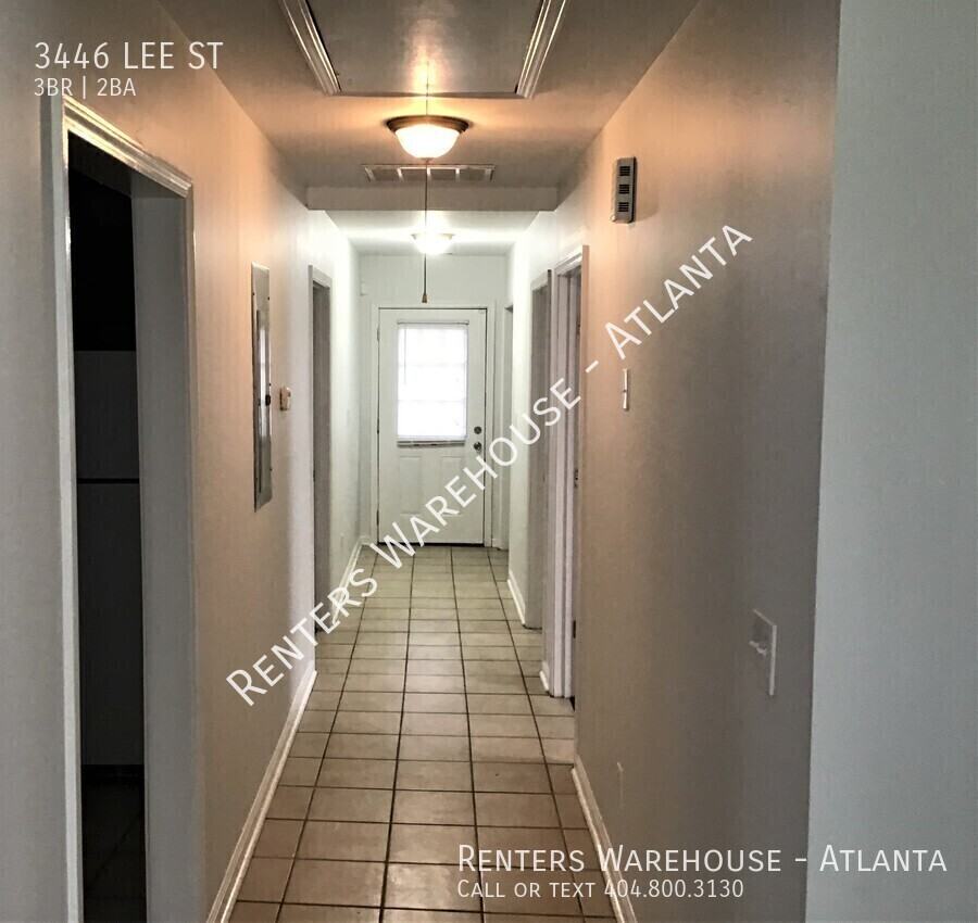 3446 Lee St - Photo 5 of 35