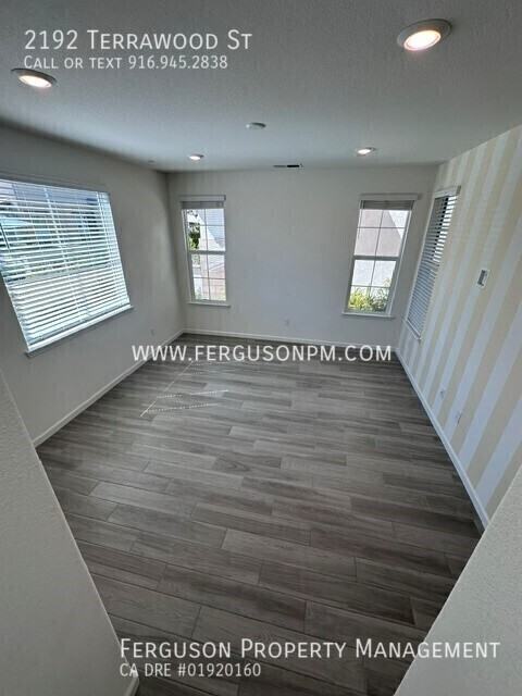 2192 Terrawood St - Photo 4 of 18