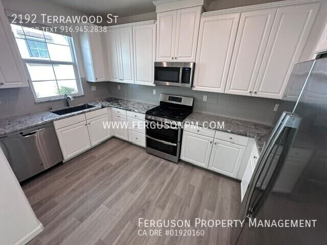 2192 Terrawood St - Photo 6 of 18