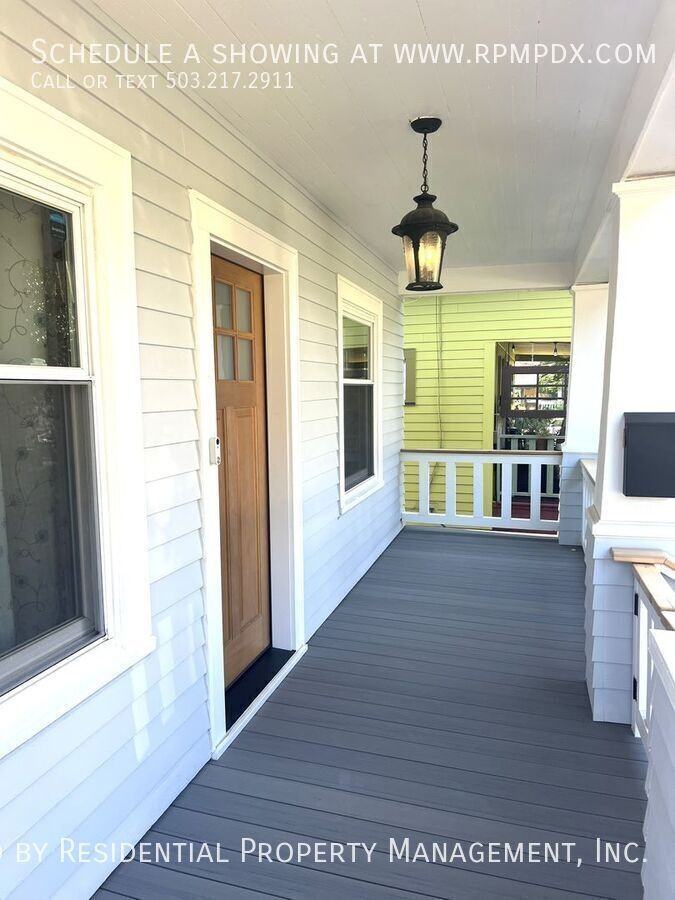 2242 Se 44th Ave - Photo 7 of 50
