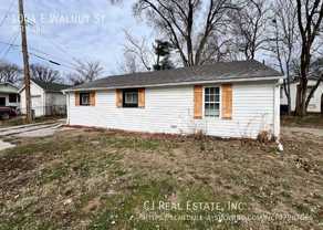 1004 E Walnut St - Photo 1 of 1