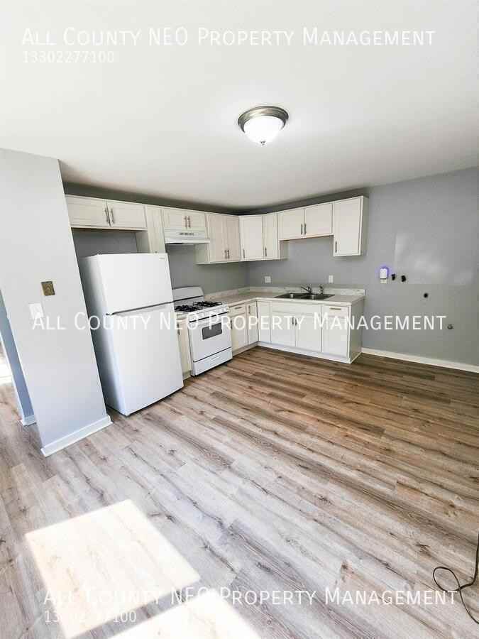 1080 E 167th St - Photo 6 of 19