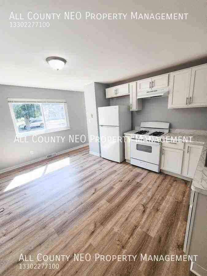 1080 E 167th St - Photo 7 of 19