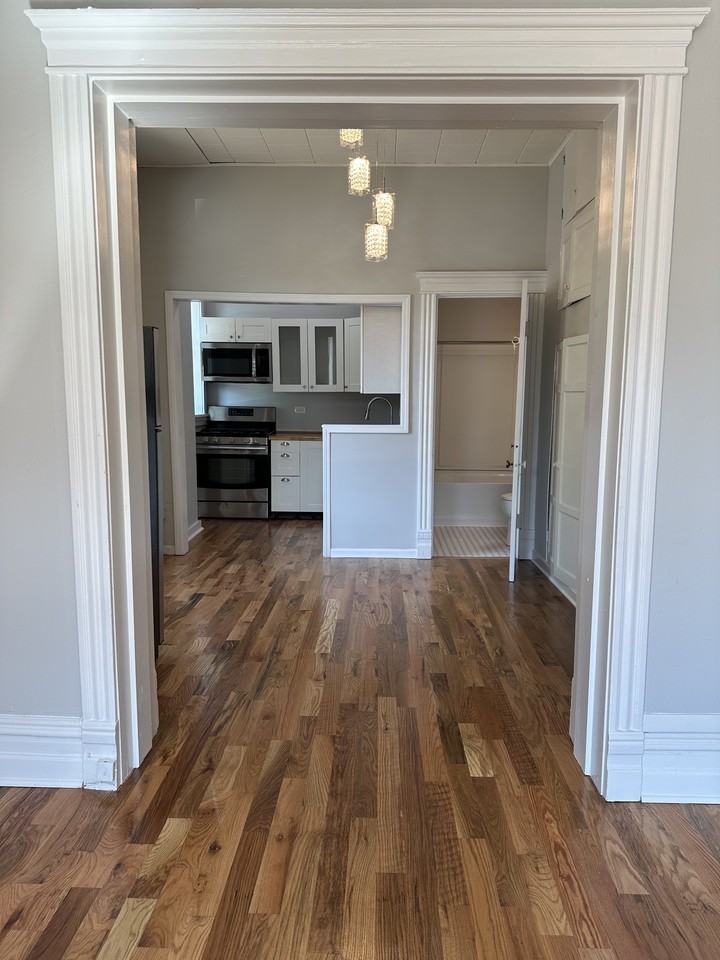 271 Douglas Ave #1 - Photo 4 of 13