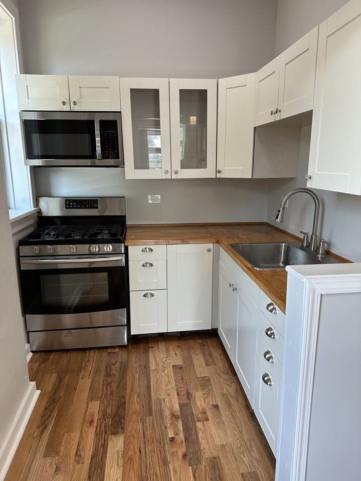 271 Douglas Ave #1 - Photo 6 of 13