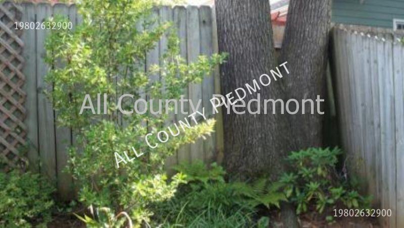 1544 Pecan Ave - Photo 5 of 9