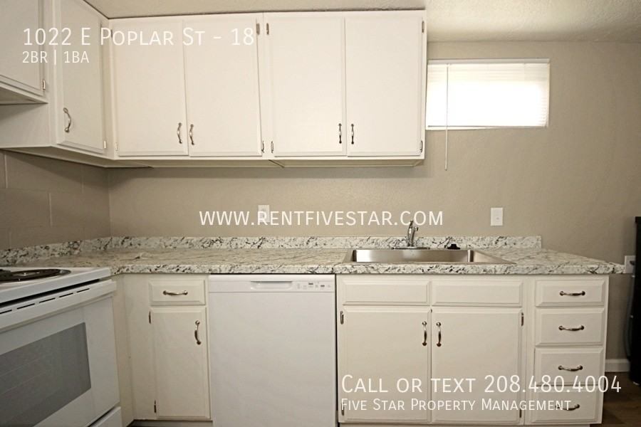 1022 E Poplar St #18 - Photo 5 of 14