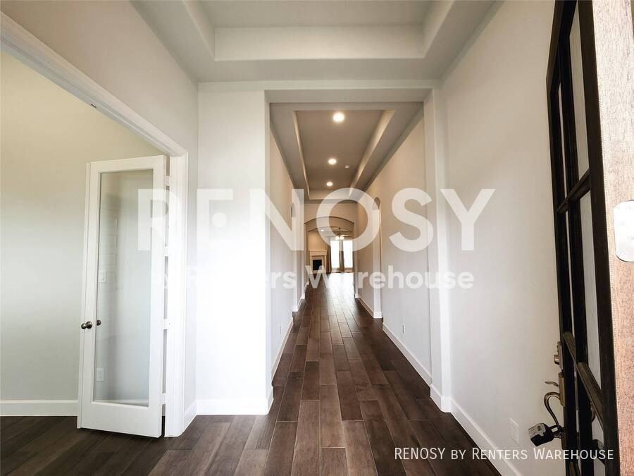18935 Rosewood Terrace Dr - Photo 2 of 31