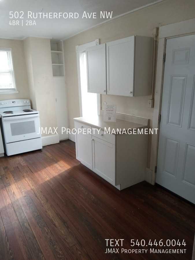 502 Rutherford Ave Nw - Photo 4 of 21