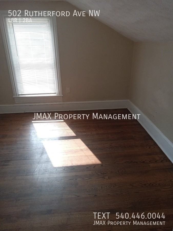 502 Rutherford Ave Nw - Photo 7 of 21