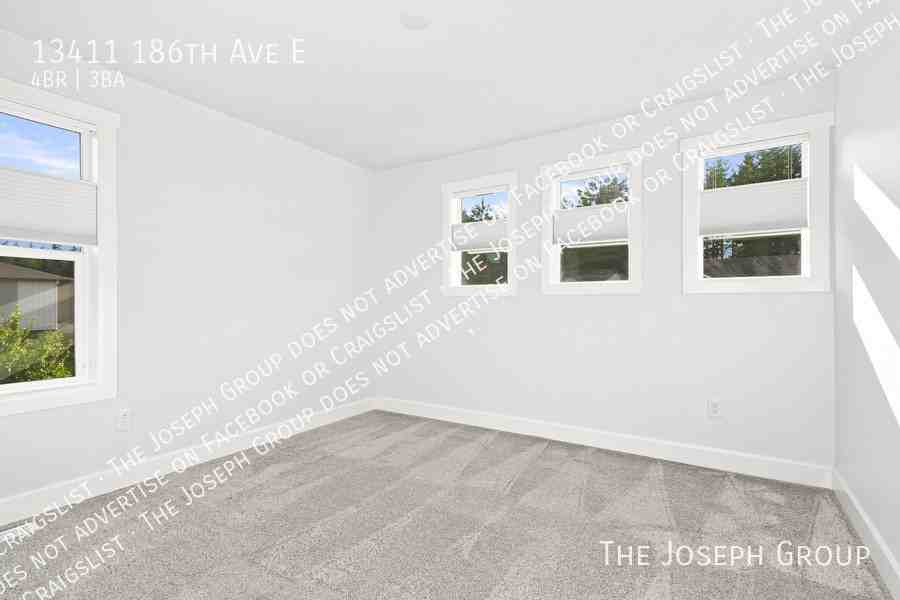 13411 186th Ave E - Photo 4 of 17