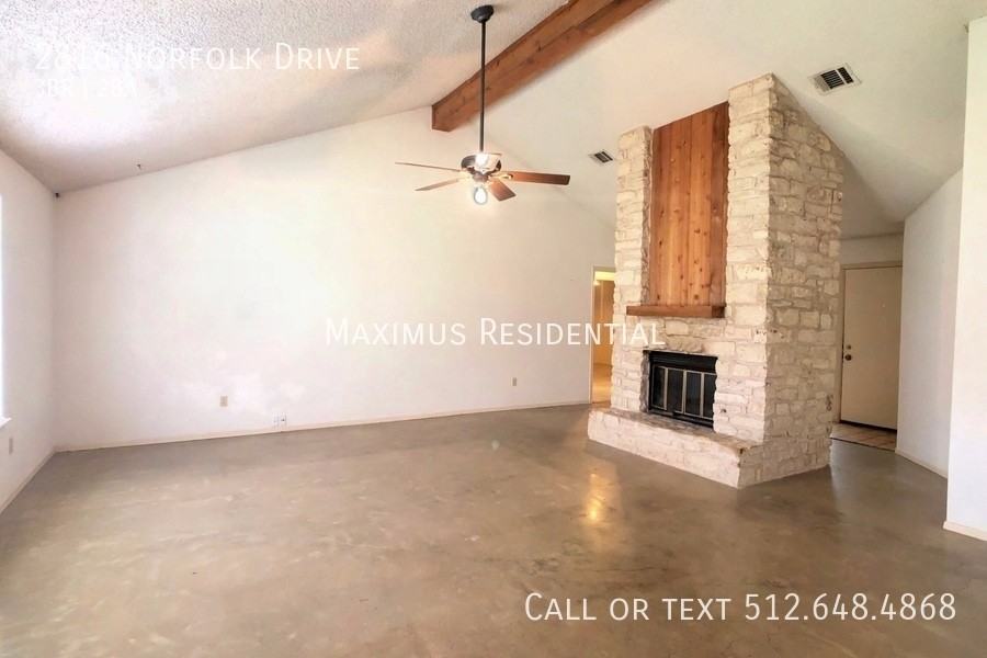 2816 Norfolk Dr - Photo 3 of 18