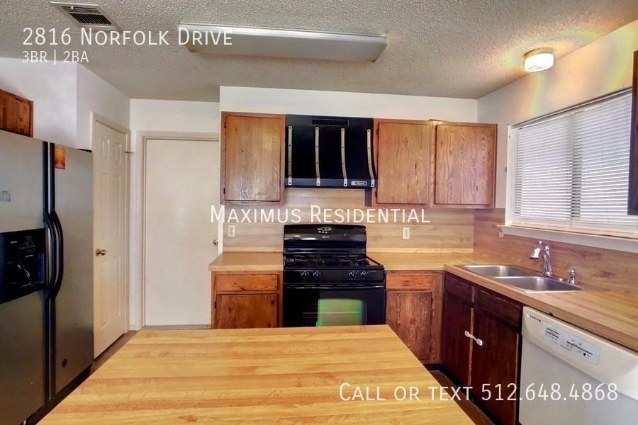 2816 Norfolk Dr - Photo 5 of 18