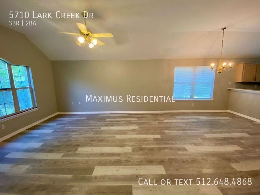 5710 Lark Creek Dr - Photo 3 of 18