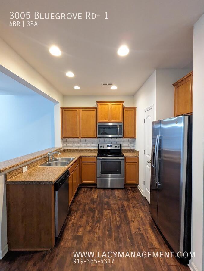 3005 Bluegrove Rd #1 - Photo 3 of 20
