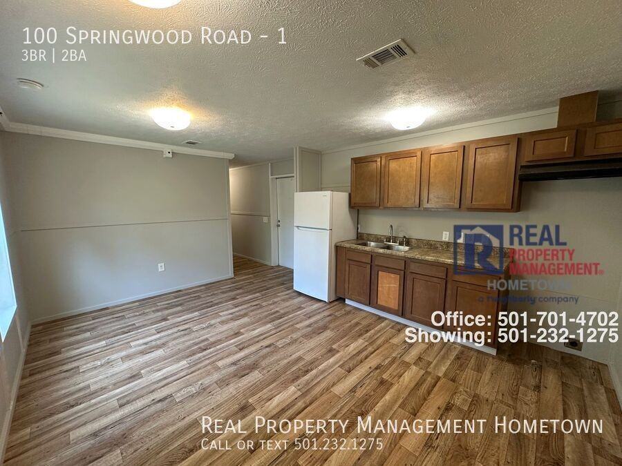 100 Springwood Rd #1 - Photo 3 of 14