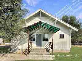 featured image of 312 1/2 E 43rd St #1