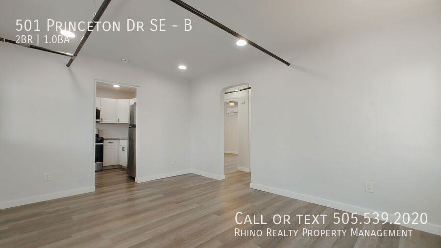 501 Princeton Dr Se #B - Photo 3 of 9