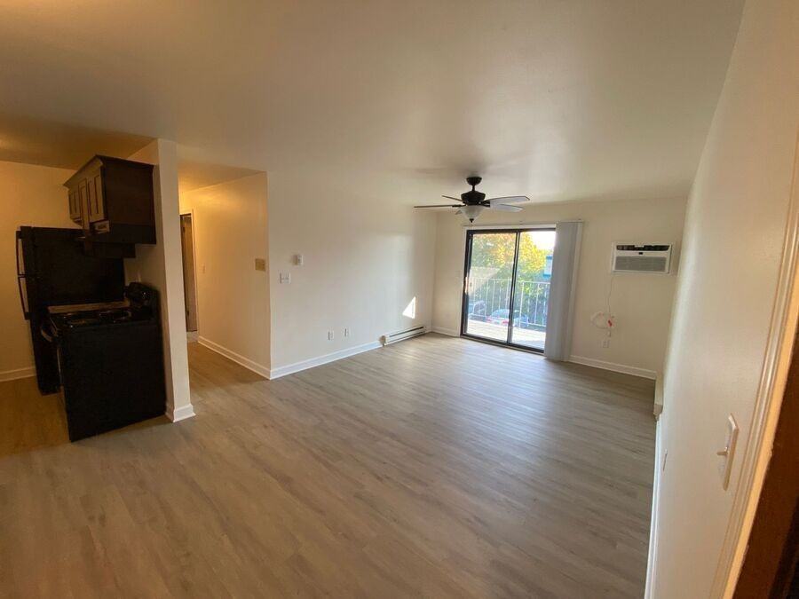 7927 60th Ave #202 - Photo 4 of 9