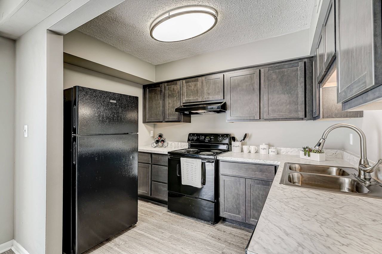 The Parkton - Photo 3 of 28
