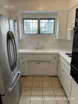 1935 Obama Blvd #4 - Photo 1 of 1