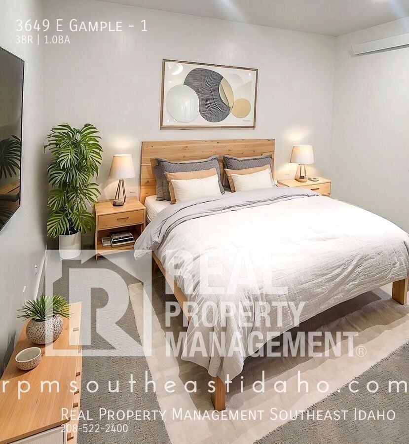3649 E Gample Ave #1 - Photo 3 of 16