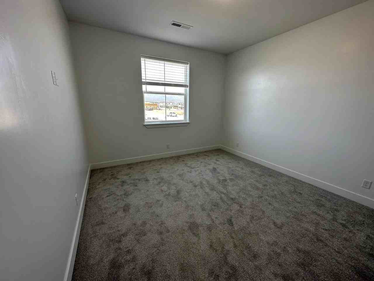 S Silver Birch Ln - Photo 5 of 34