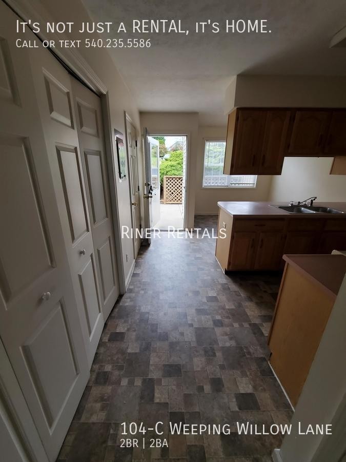 104 Weeping Willow Ln Apt C - Photo 7 of 22