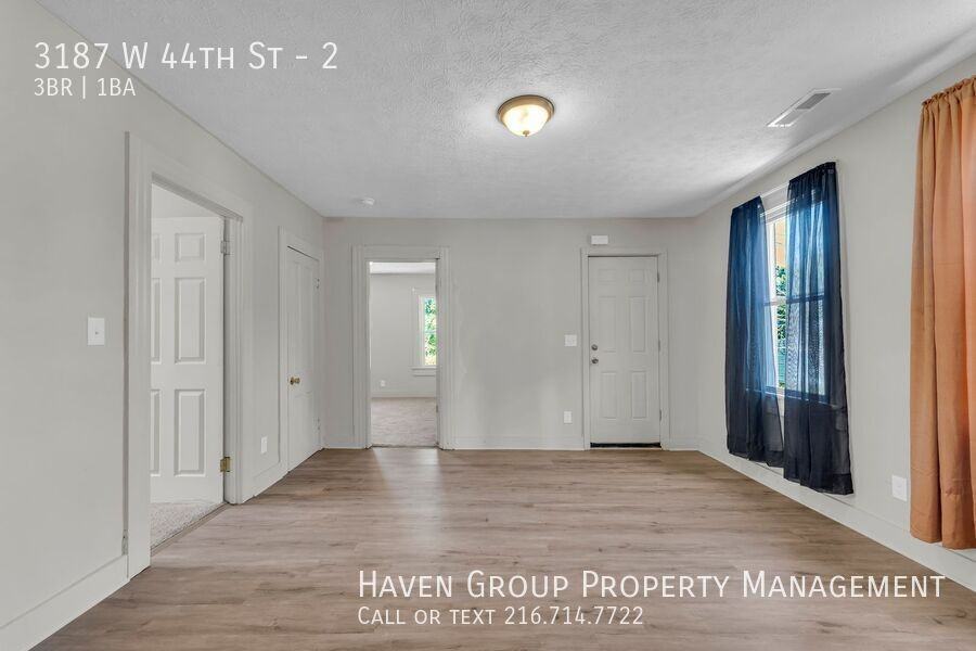 3187 W 44th St #2 - Photo 4 of 25