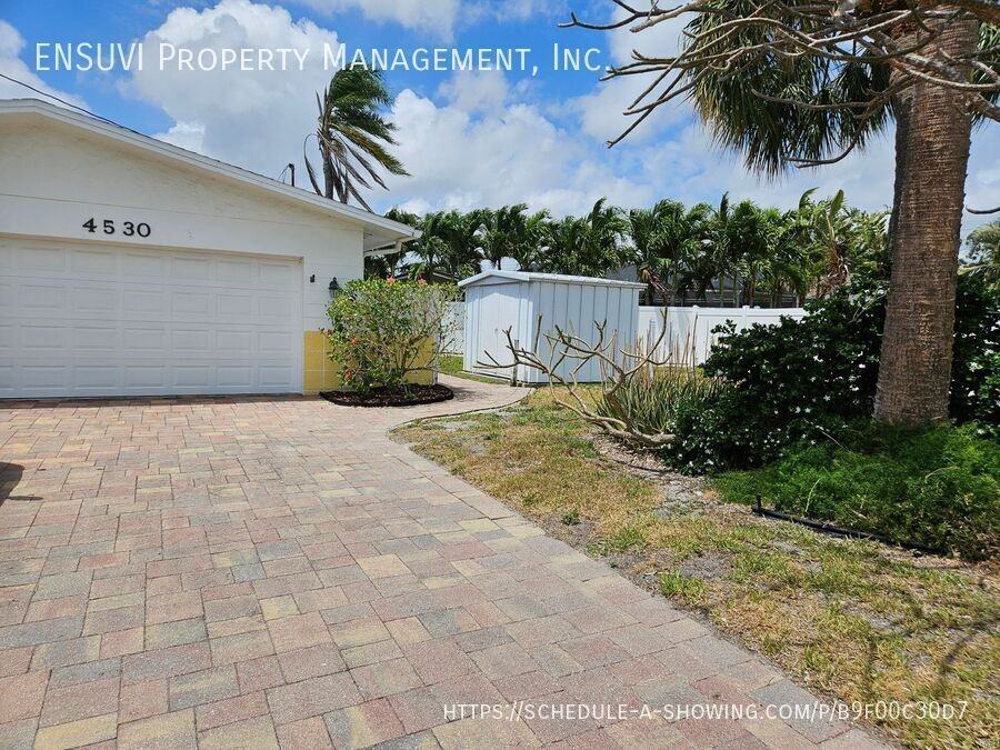 4530 14th Way Ne - Photo 3 of 22