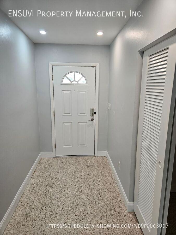 4530 14th Way Ne - Photo 6 of 22