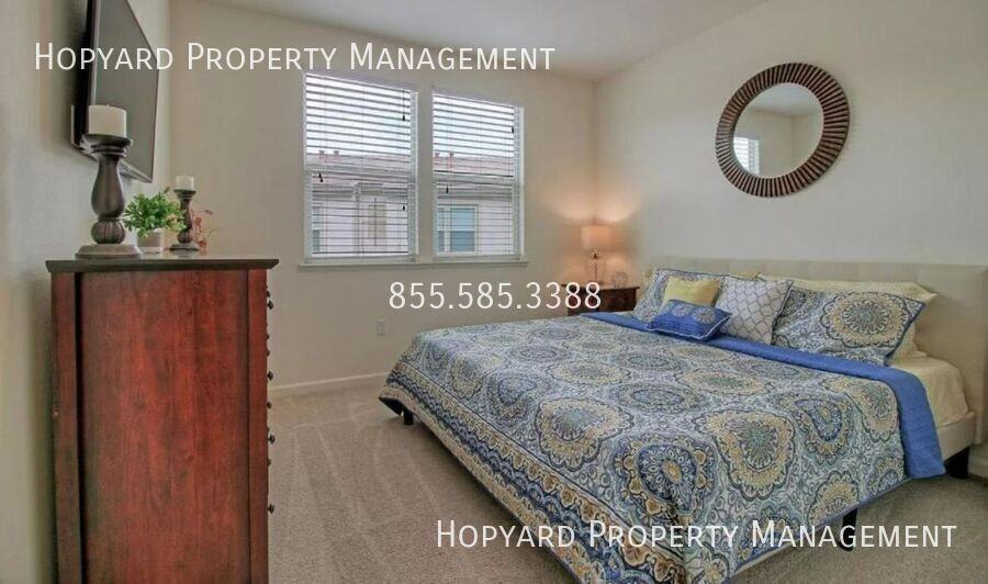 215 Siderno Ct - Photo 7 of 13