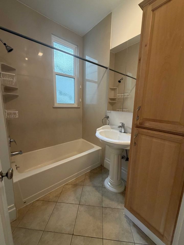 1364 Broadway - Photo 5 of 11