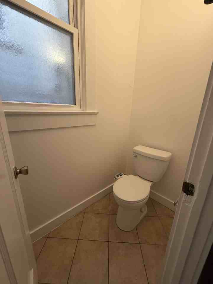 1364 Broadway - Photo 7 of 11