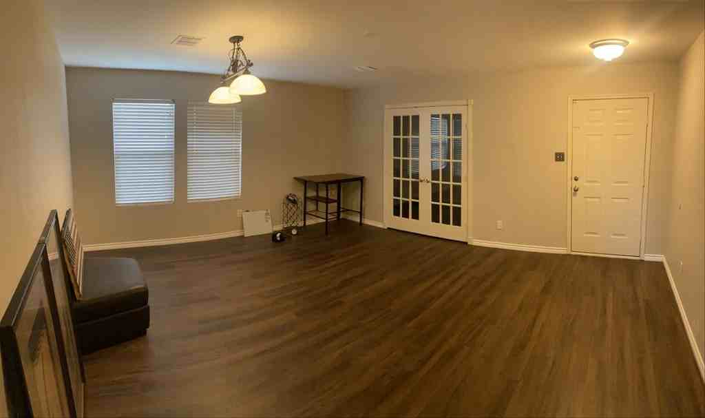 2201 White Pine Dr - Photo 4 of 13