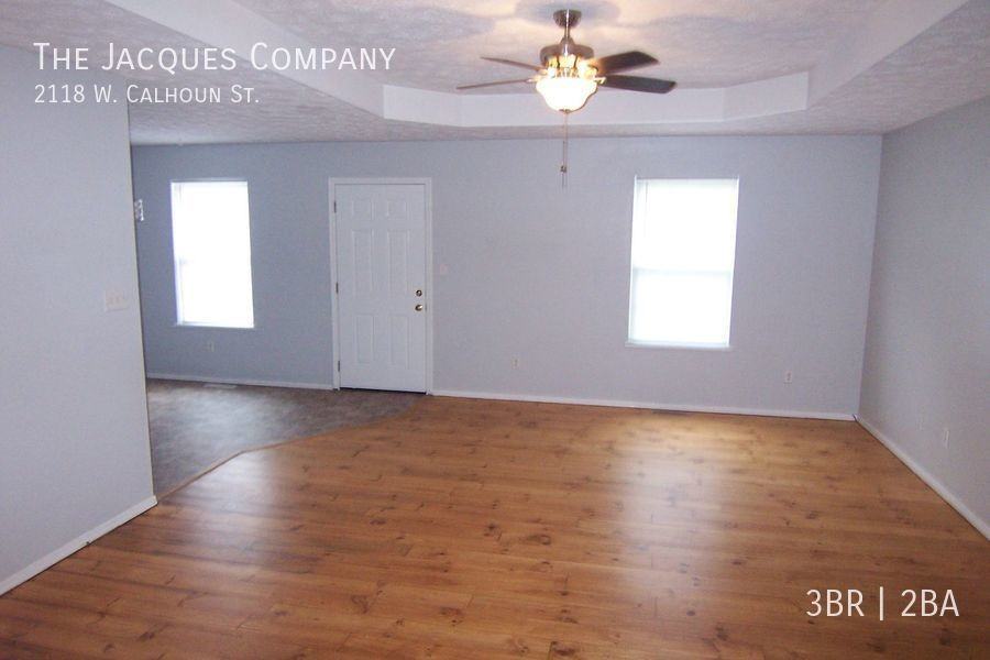 2118 W Calhoun St - Photo 7 of 11