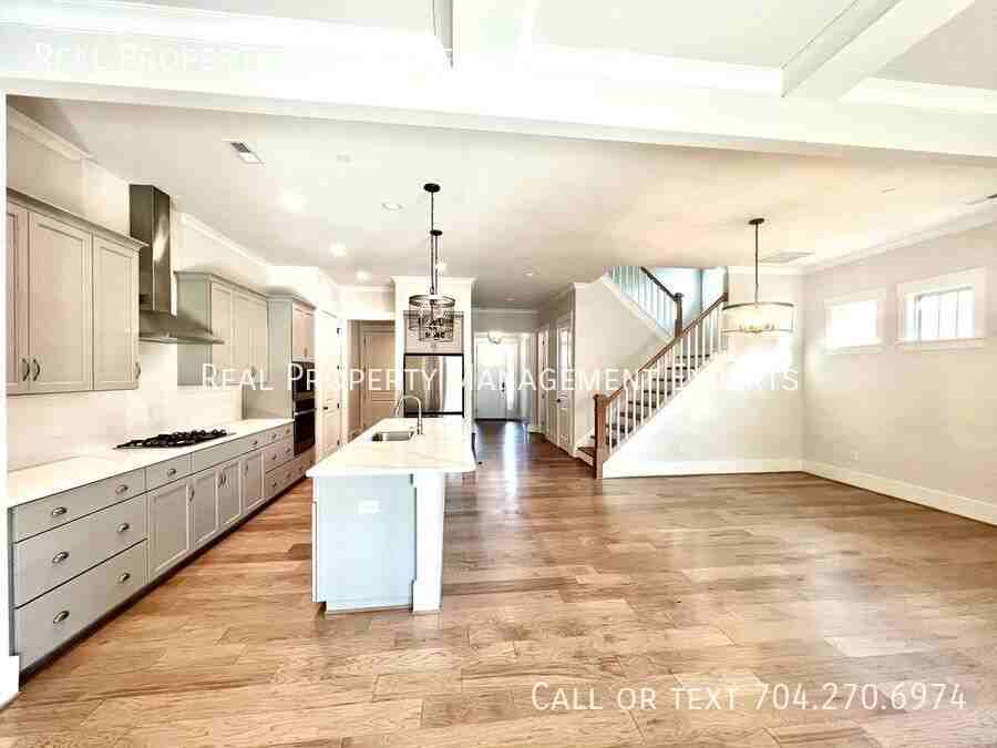 8878 Cotton Grove Ct - Photo 3 of 17