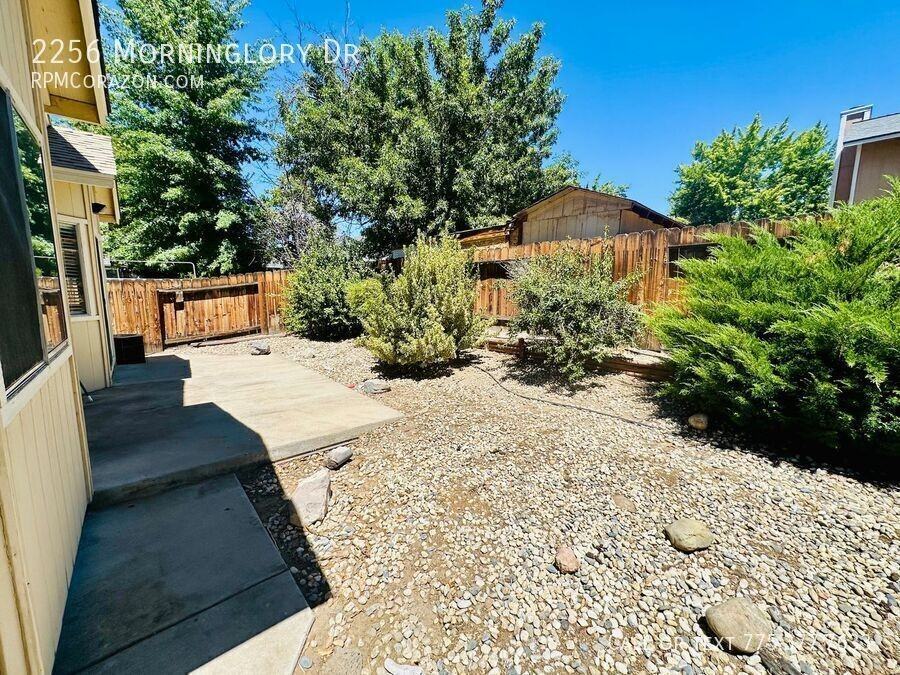 2256 Morninglory Dr - Photo 5 of 7