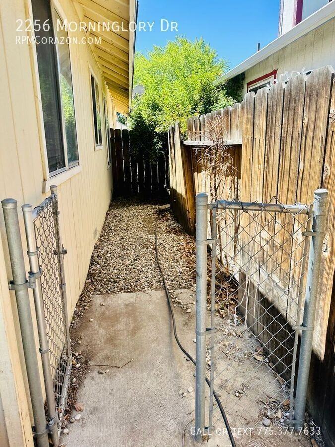2256 Morninglory Dr - Photo 7 of 7