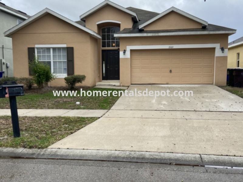 2103 Congress Ln